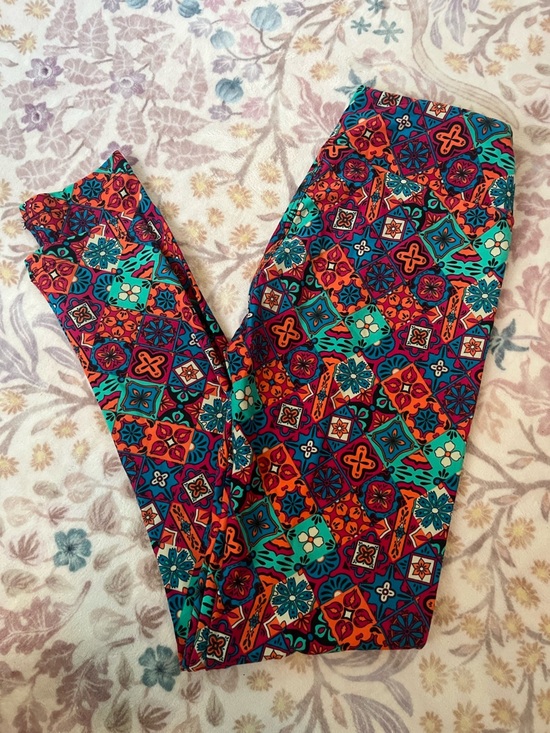LuLaRoe Pants - LuLaRoe Teal, Orange & Fuchsia Floral Mosaic Leggings One Size NWOT Cottagecore